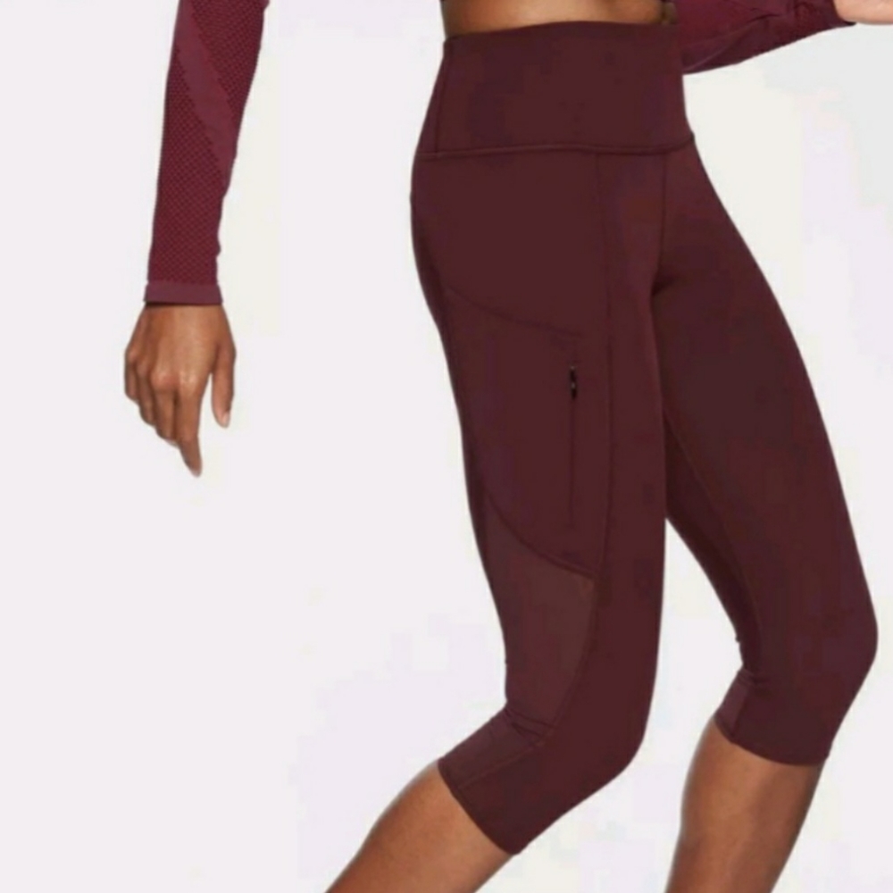 Athleta All in Crop Tight Wine Sz Small Pockets Activewear